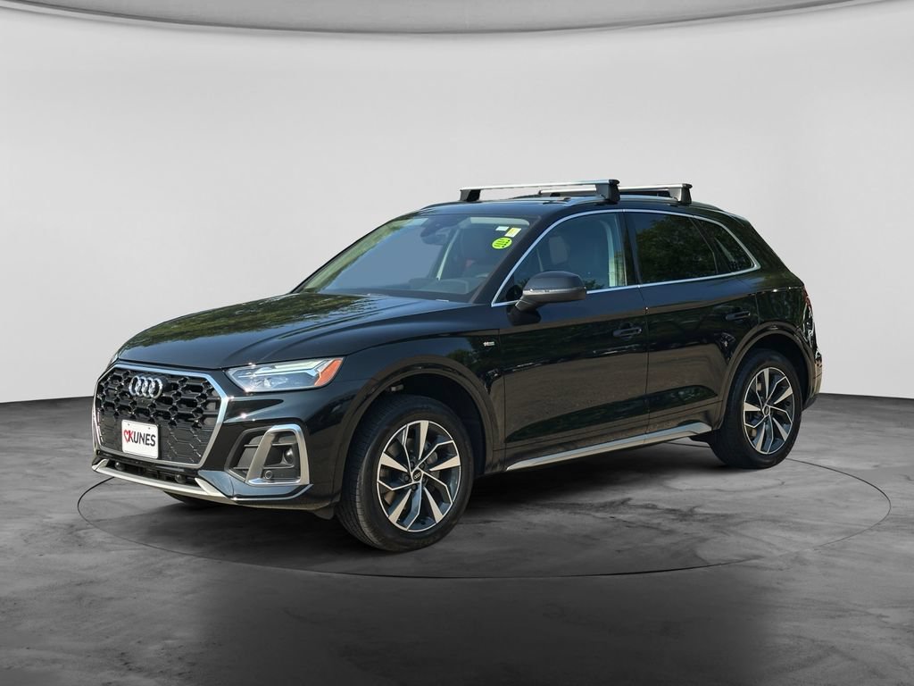 Used 2023 Audi Q5 2.0T Premium Plus w/ Premium Plus Package AWD/4WD image 3