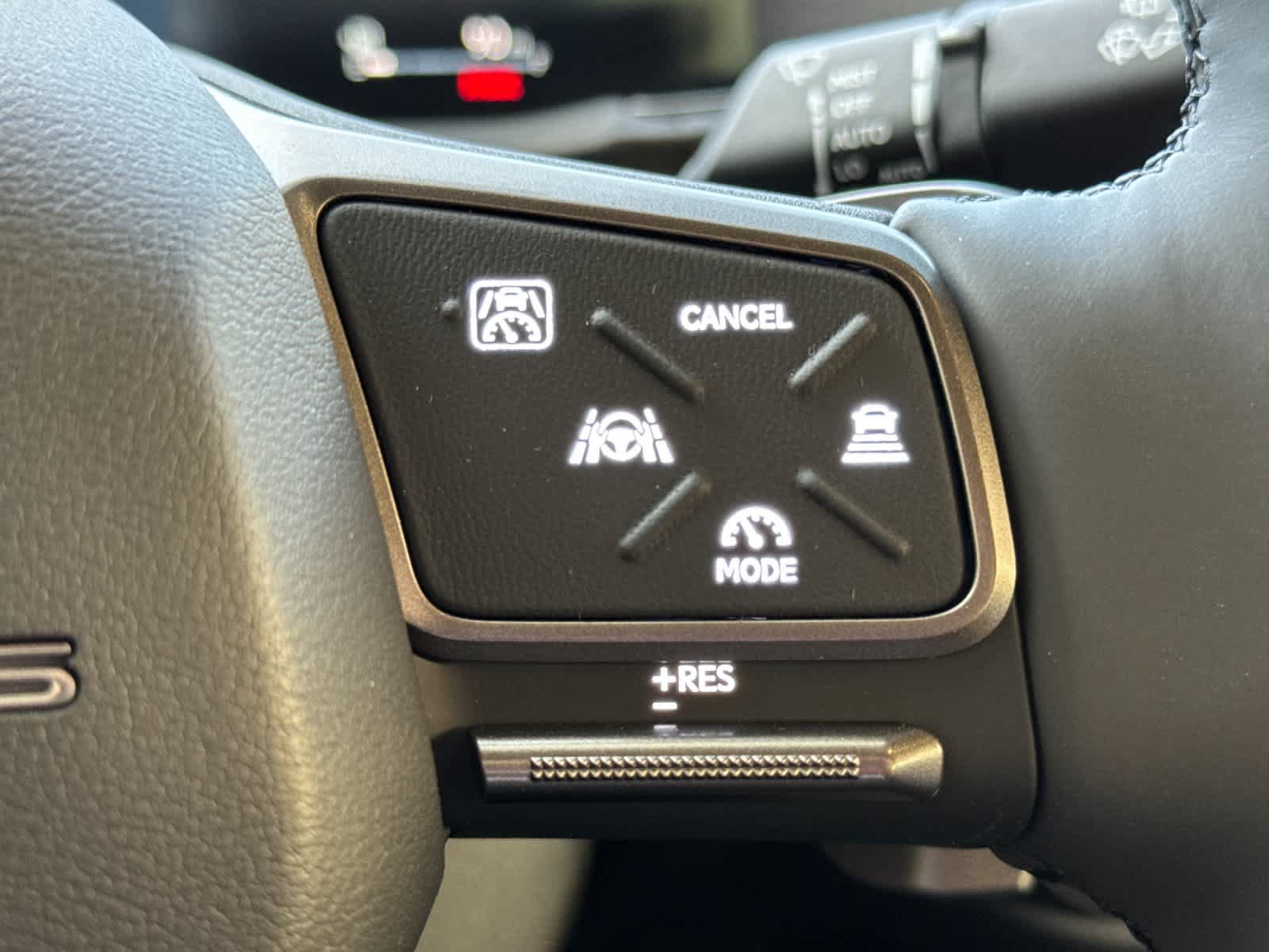 New 2026 Lexus ES 350h FWD image 26