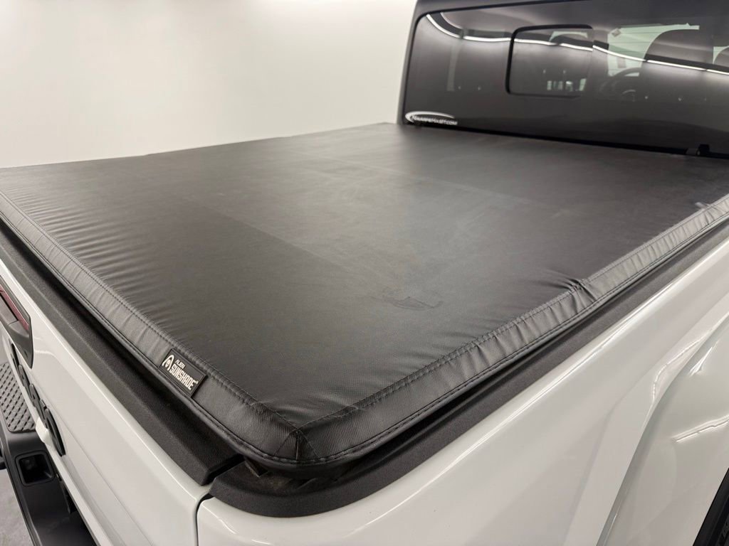 Used 2024 Jeep Gladiator Sport image 31