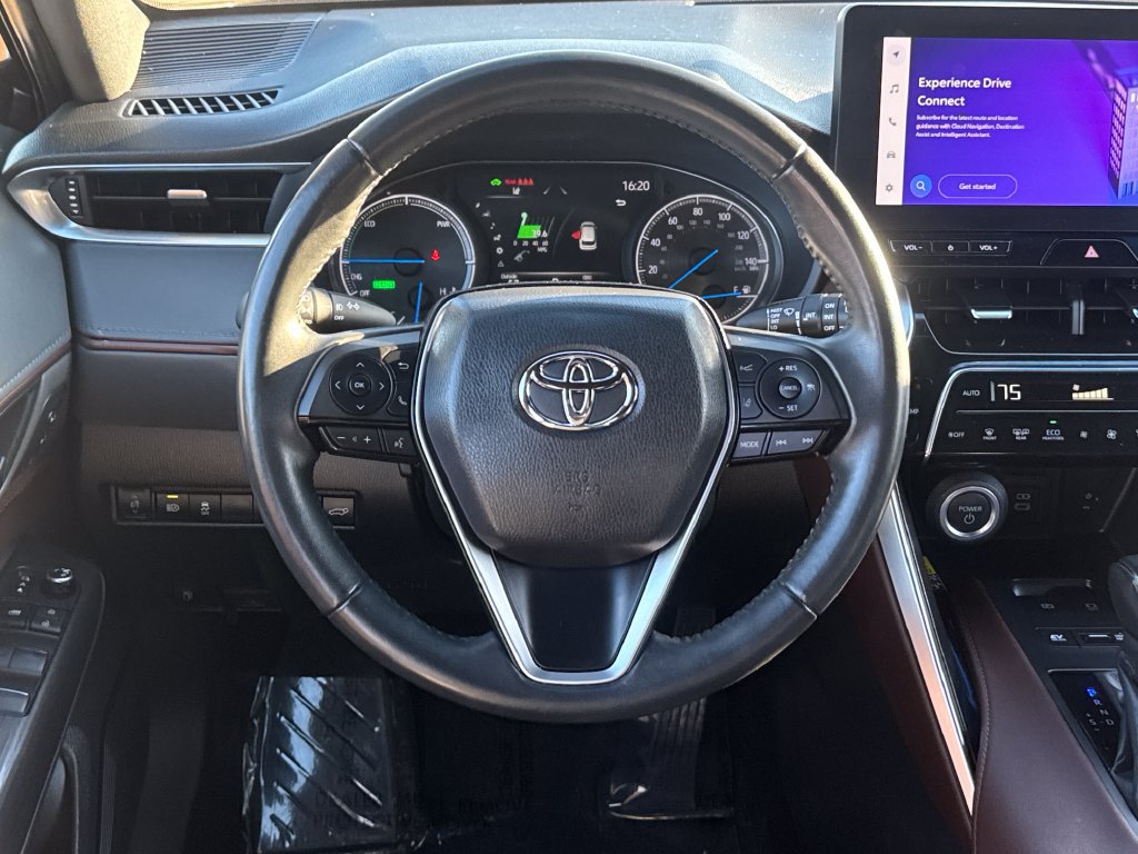 Used 2023 Toyota Venza XLE AWD/4WD image 14