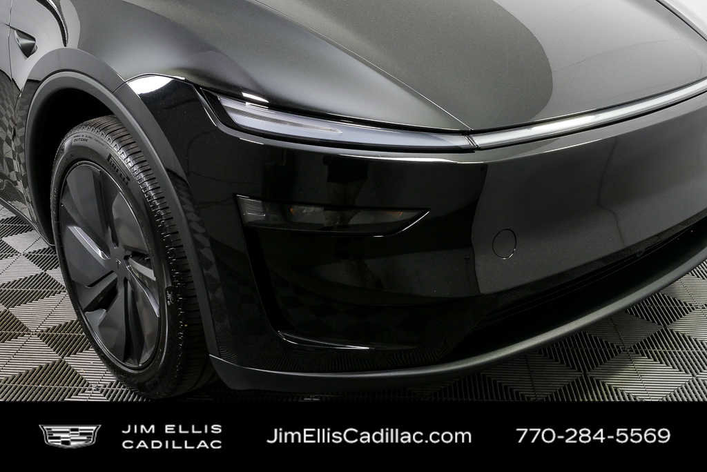 Used 2026 Tesla Model Y 2WD image 39