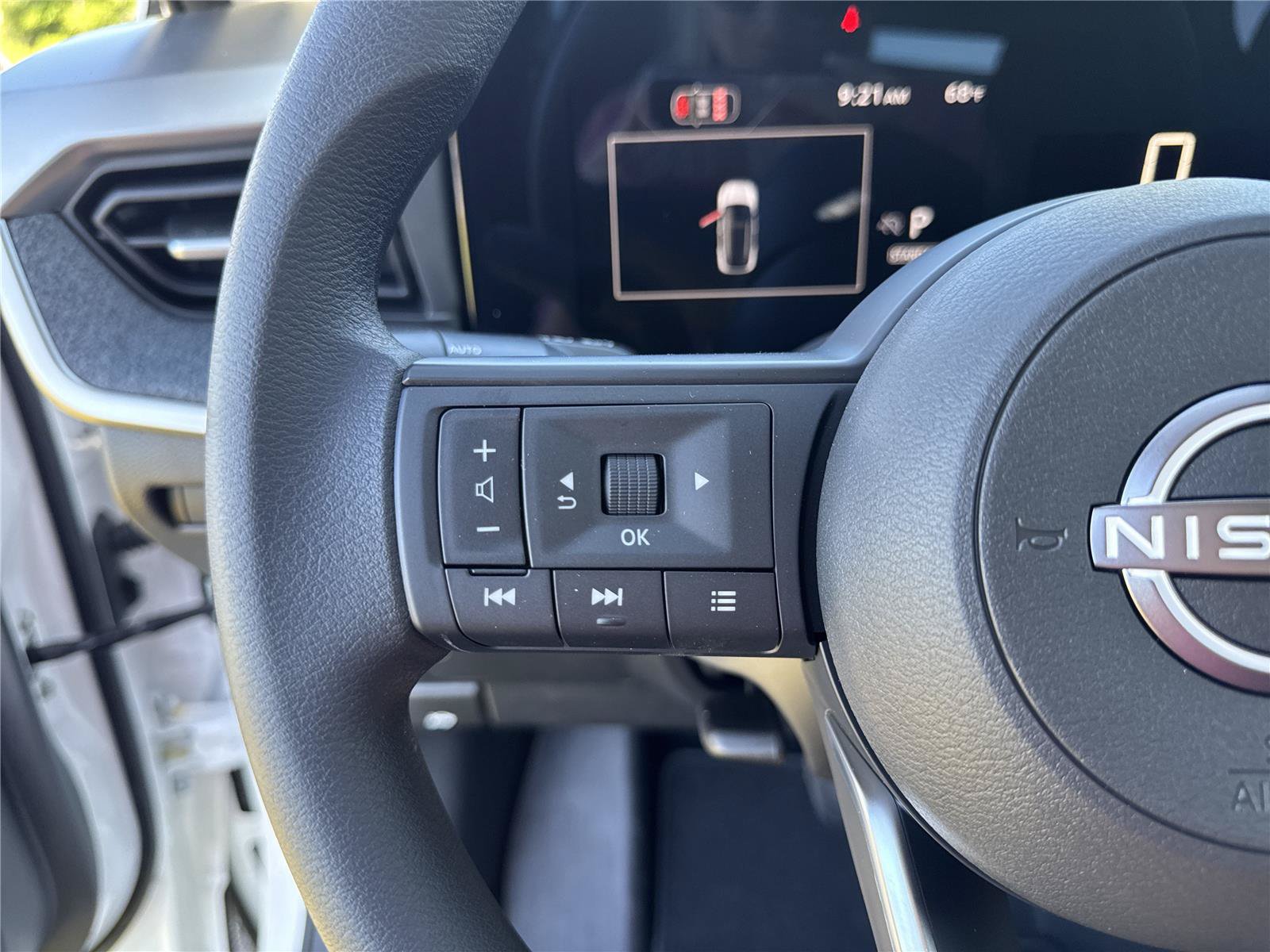 New 2026 Nissan Kicks SV w/ SV Premium Package FWD image 21