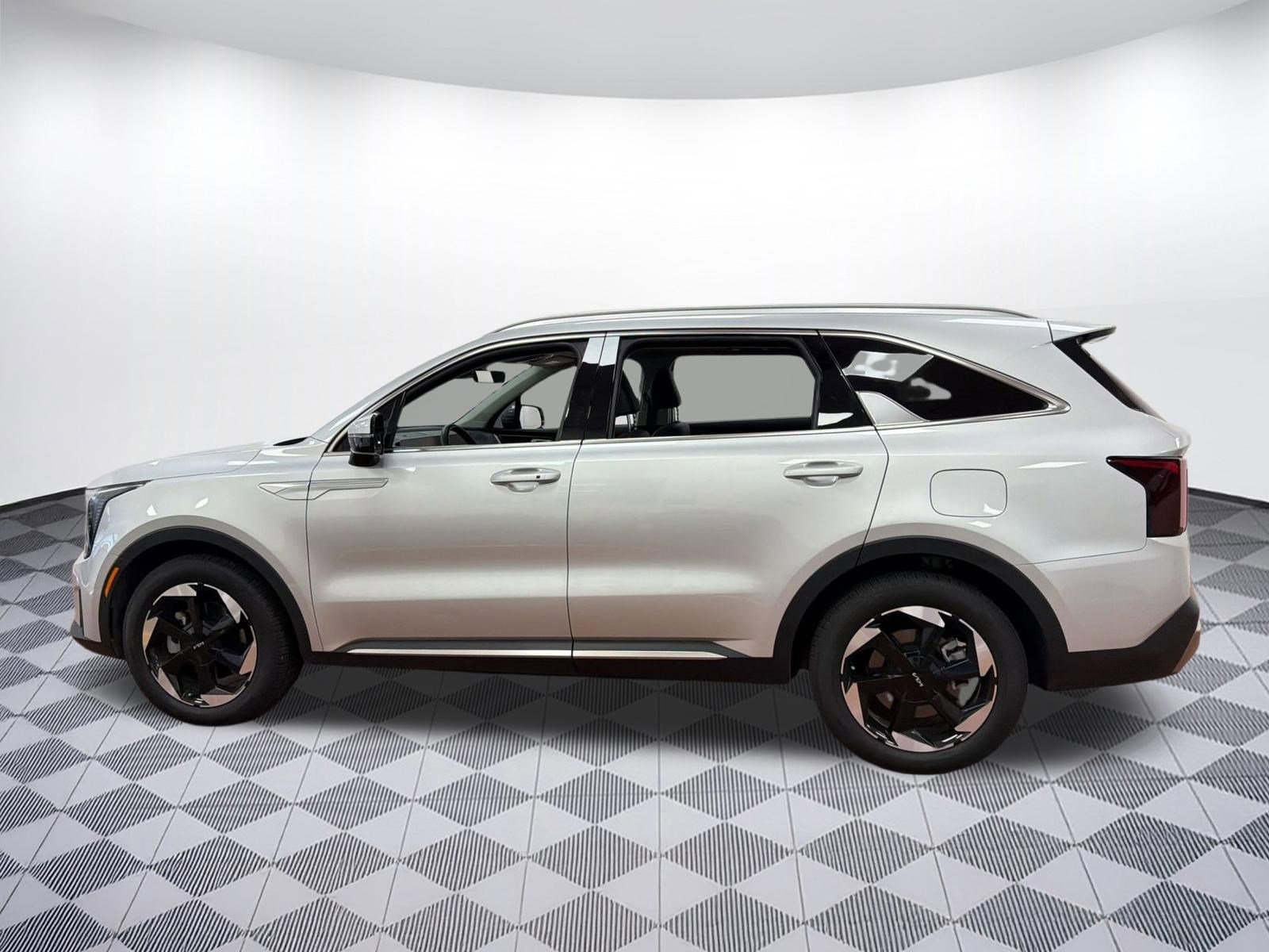 Used 2025 Kia Sorento EX w/ EX Panoramic Sunroof Package AWD/4WD image 2