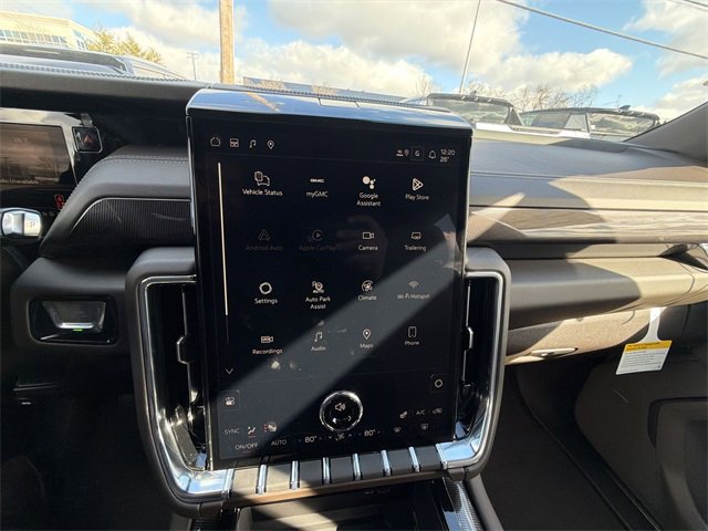 New 2026 GMC Yukon XL Elevation w/ LPO, Floor Liner Package image 14