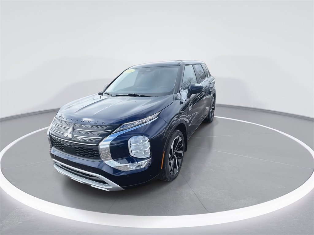 New 2025 Mitsubishi Outlander SE image 4