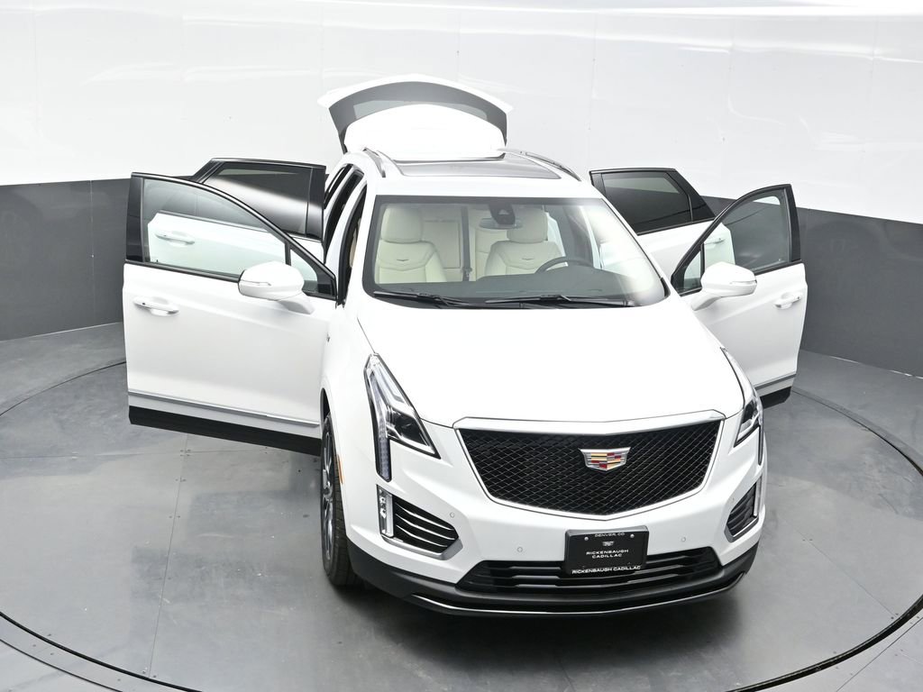 New 2025 Cadillac XT5 Sportv w/ LPO, Floor Liner Package image 34
