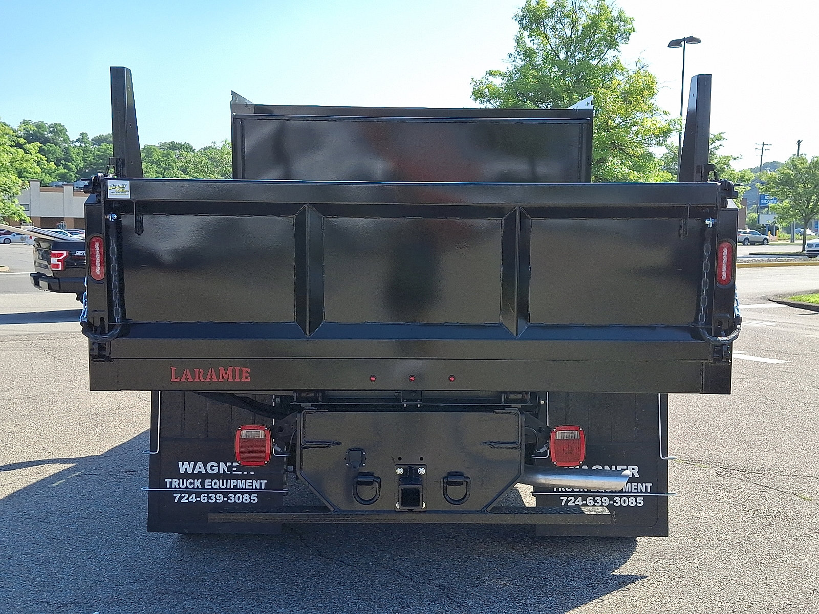 New 2025 Ford F550 4x4 Regular Cab Super Duty image 5