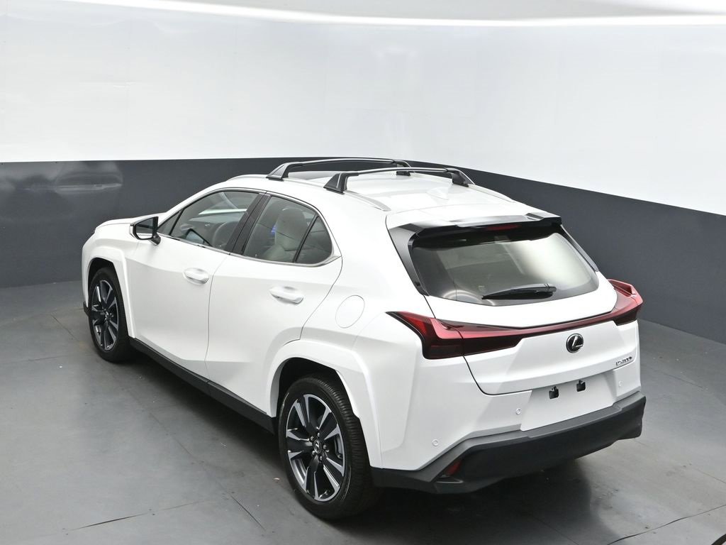 New 2025 Lexus UX 300h FWD image 32