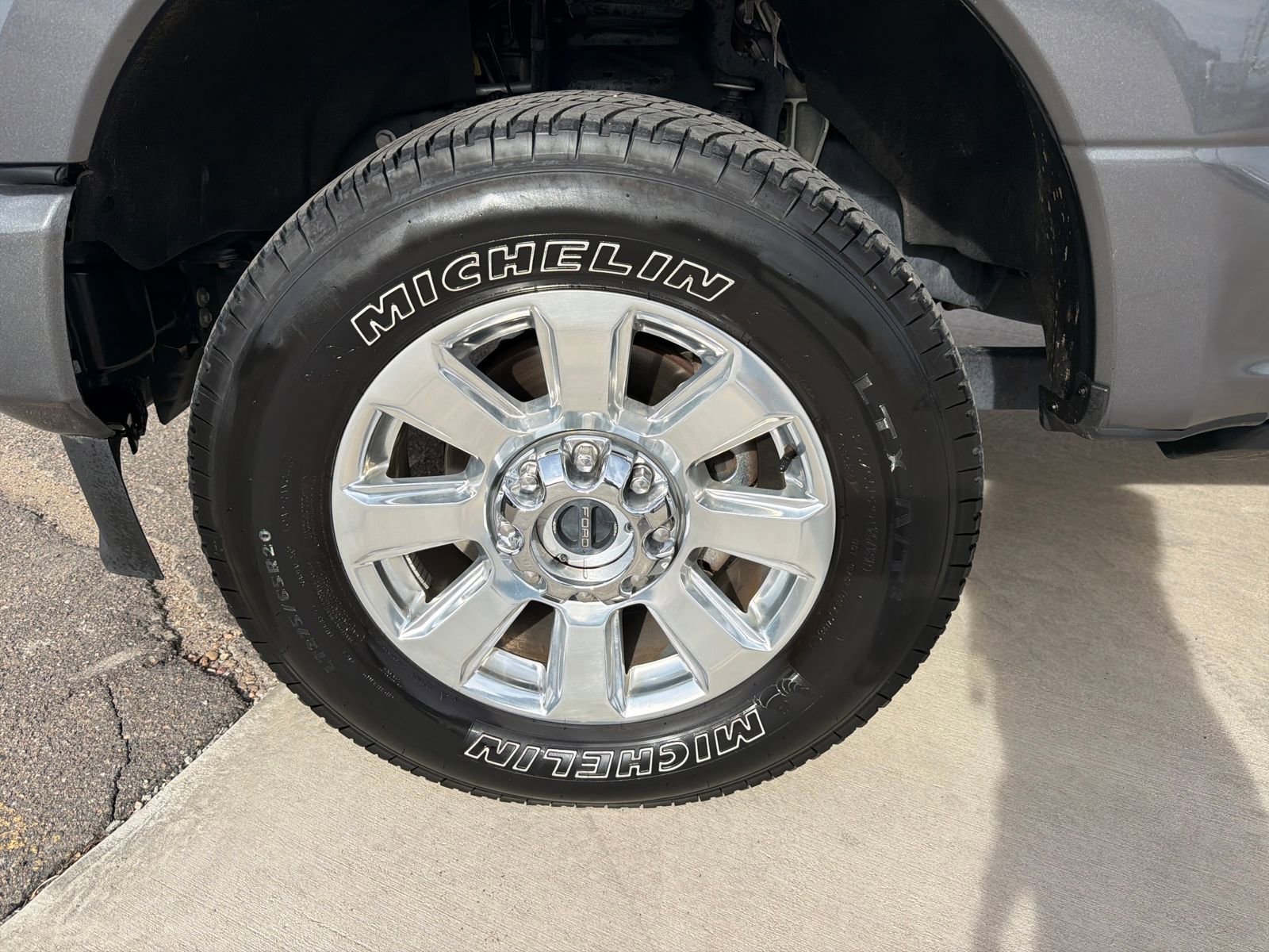 Used 2022 Ford F250 Platinum AWD/4WD image 11