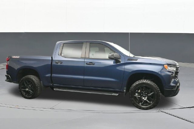Used 2023 Chevrolet Silverado 1500 LT Trail Boss w/ Protection Package AWD/4WD image 18