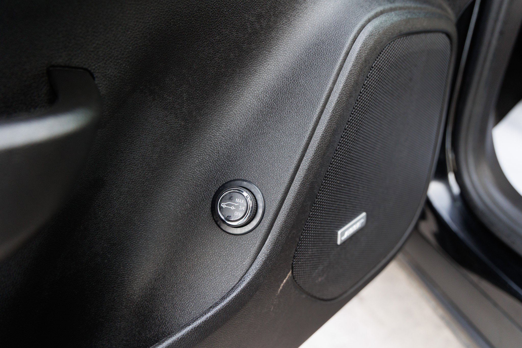 Used 2025 Chevrolet Blazer RS image 31