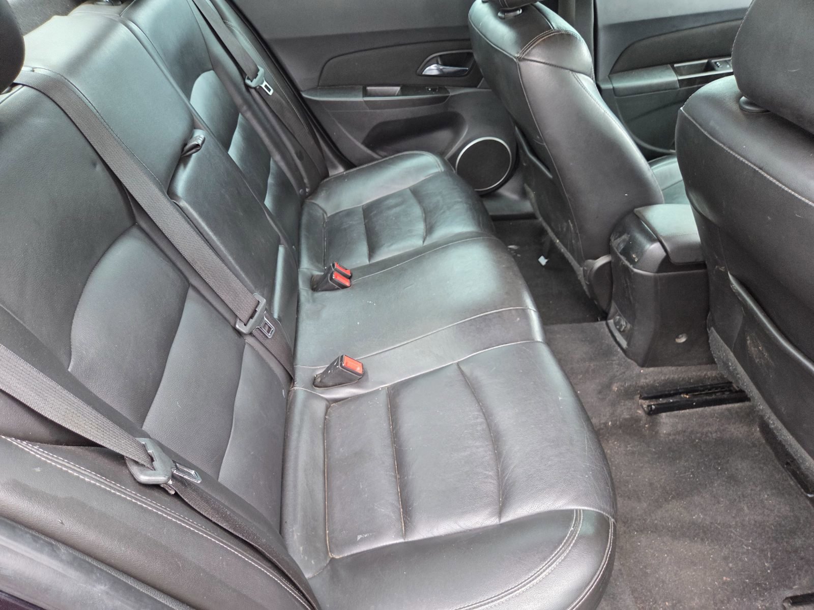 Used 2015 Chevrolet Cruze LTZ w/ Sun, Sound and Sport Package FWD image 12