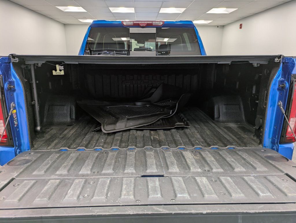 Used 2023 GMC Sierra 1500 AT4X image 24