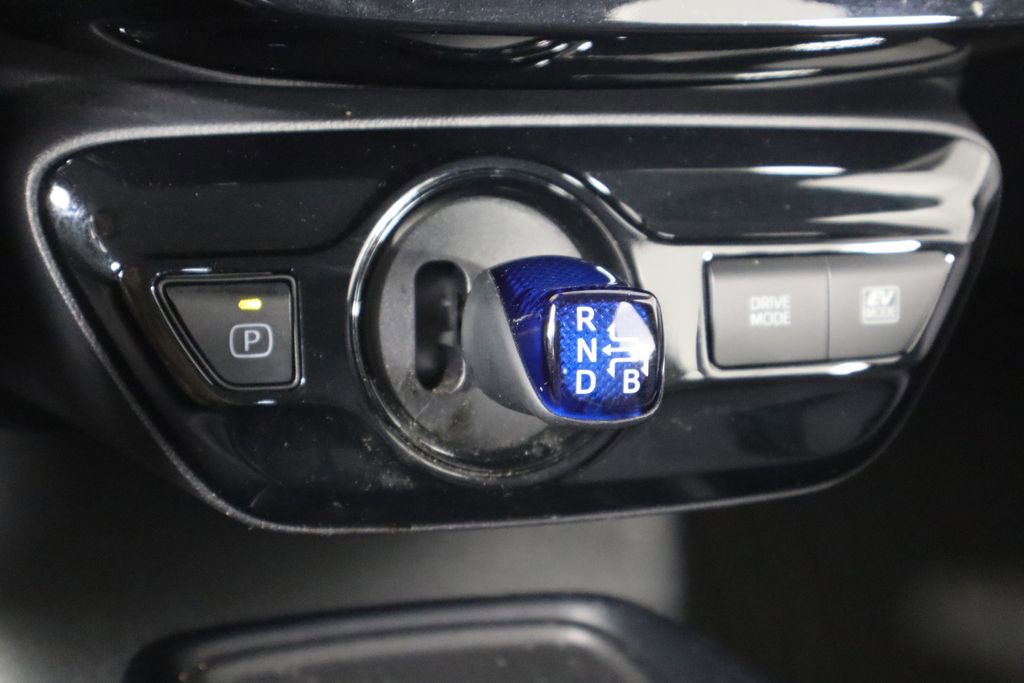Used 2019 Toyota Prius LE image 28