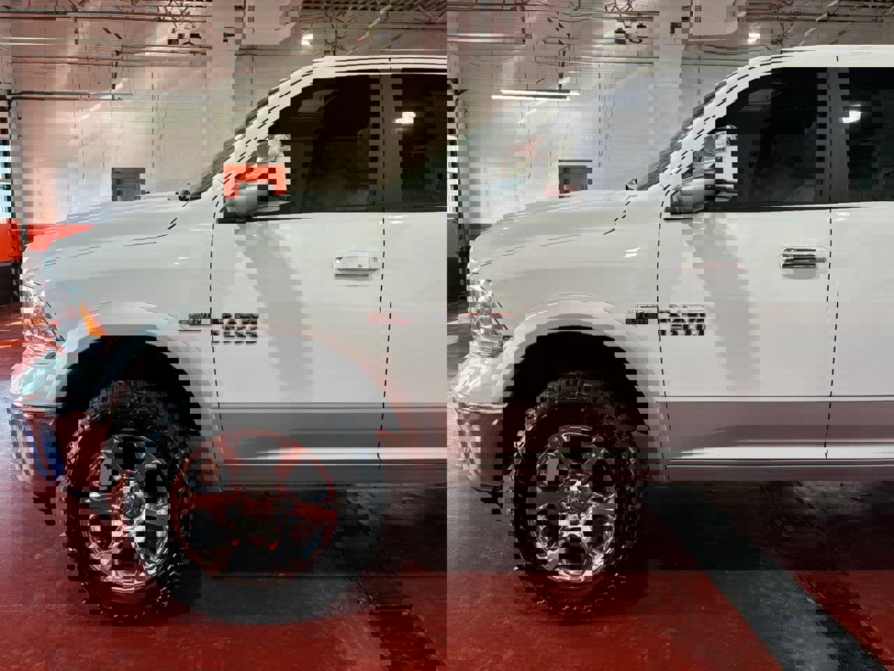 Used 2017 RAM 1500 Laramie w/ Convenience Group image 11