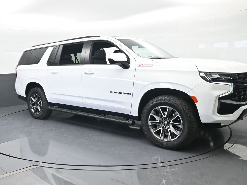 Used 2024 Chevrolet Suburban Z71 image 8