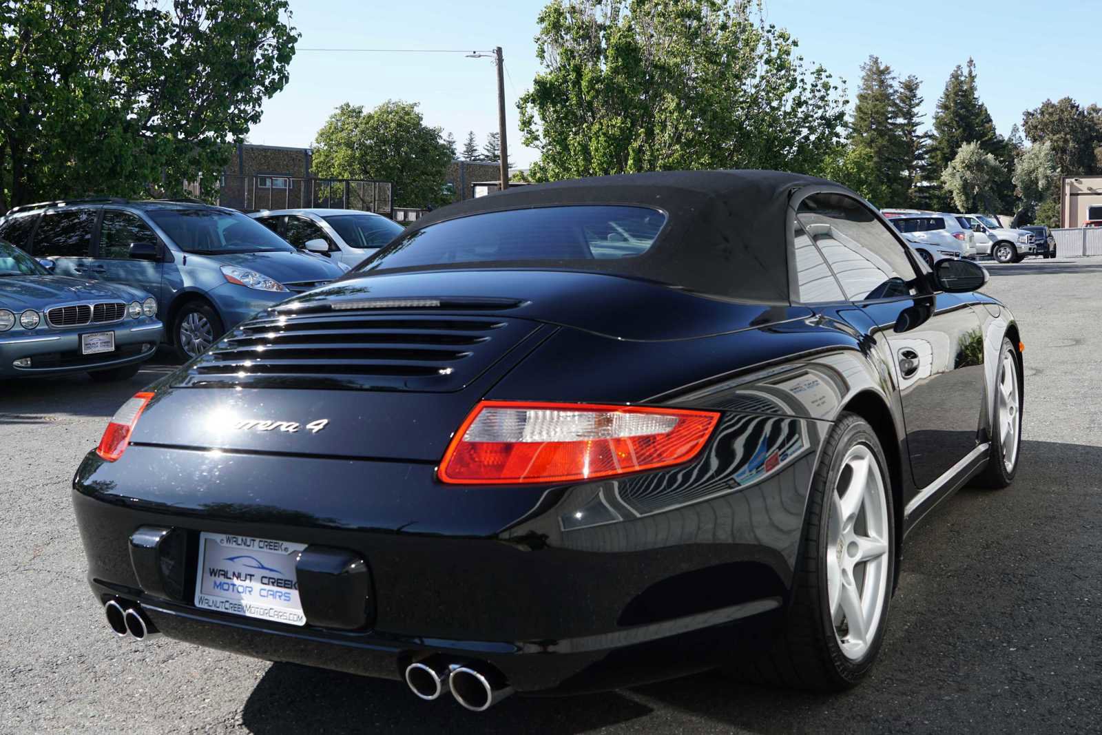Used 2006 Porsche 911 Carrera 4 image 11