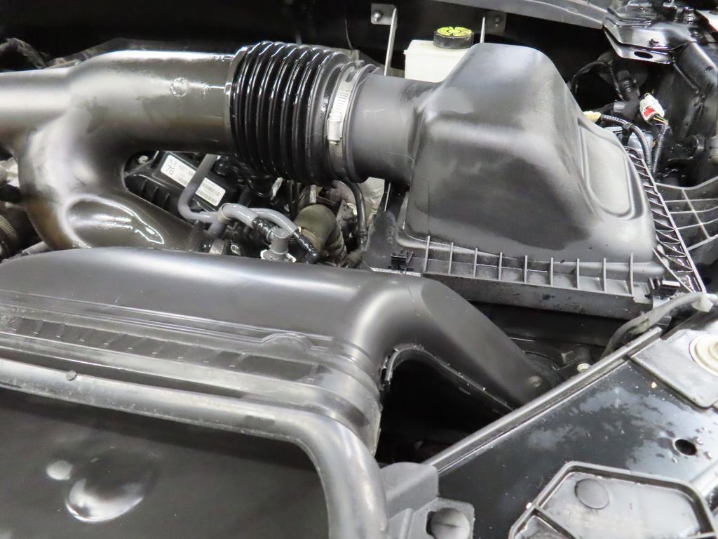 Used 2024 Ford F150 Lariat w/ Bed Utility Package AWD/4WD image 34