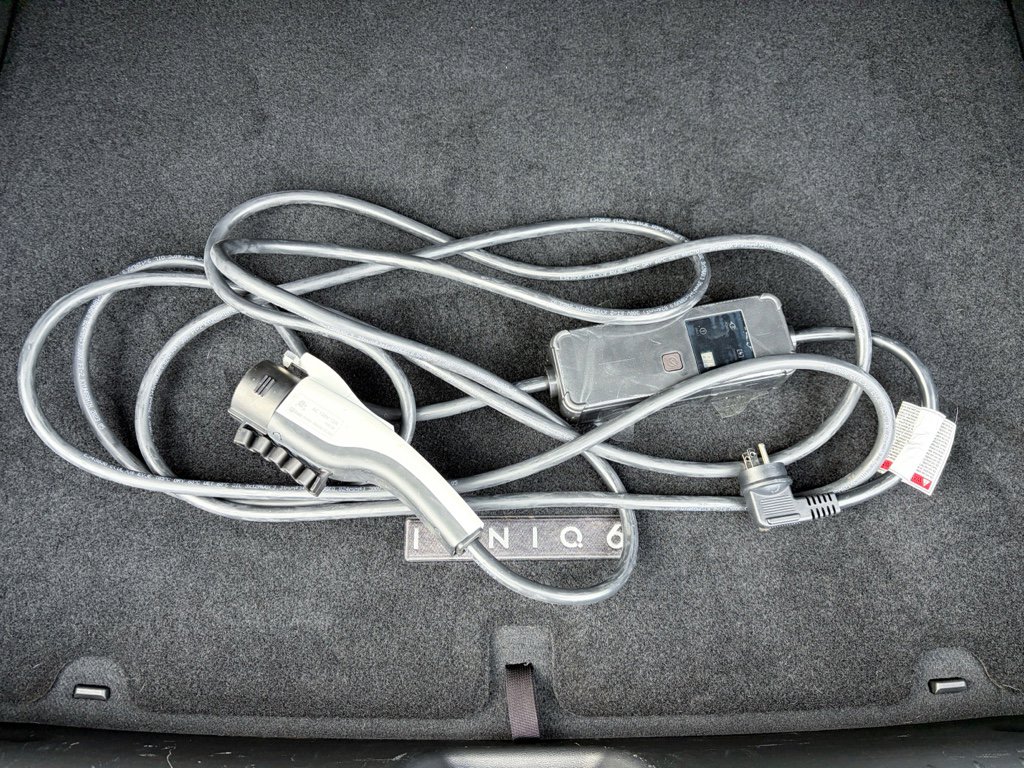 Used 2023 Hyundai Ioniq 6 Limited image 6