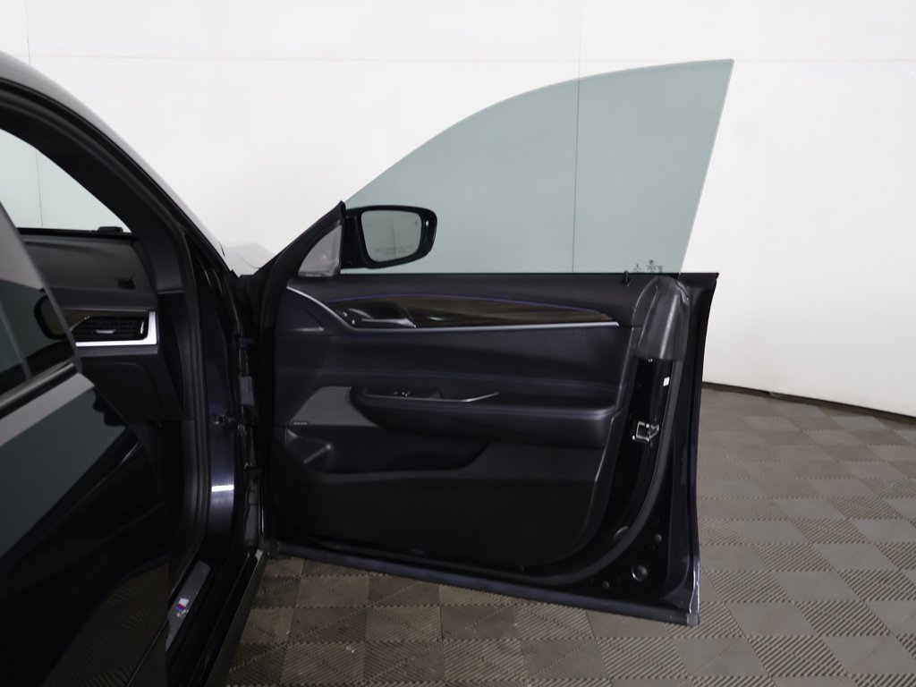 Used 2018 BMW 640i Gran Turismo xDrive image 23