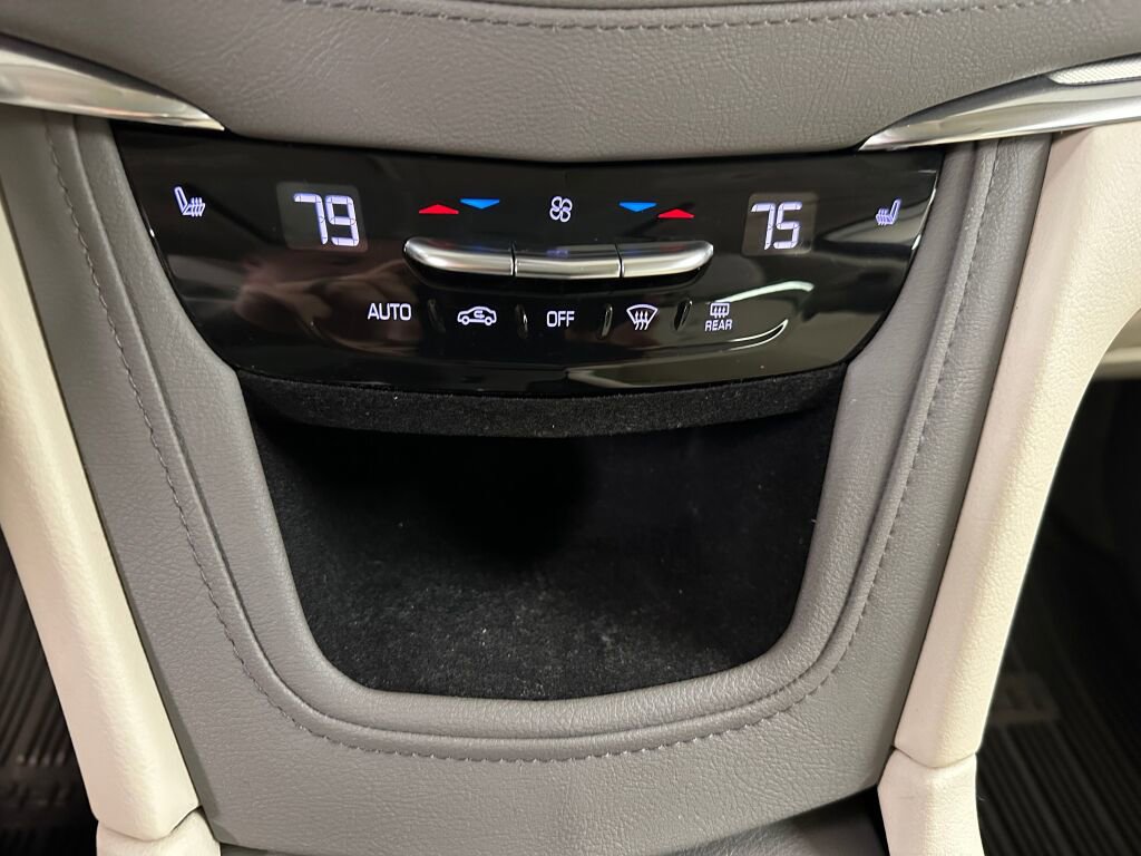 Used 2019 Cadillac XT5 Luxury image 18