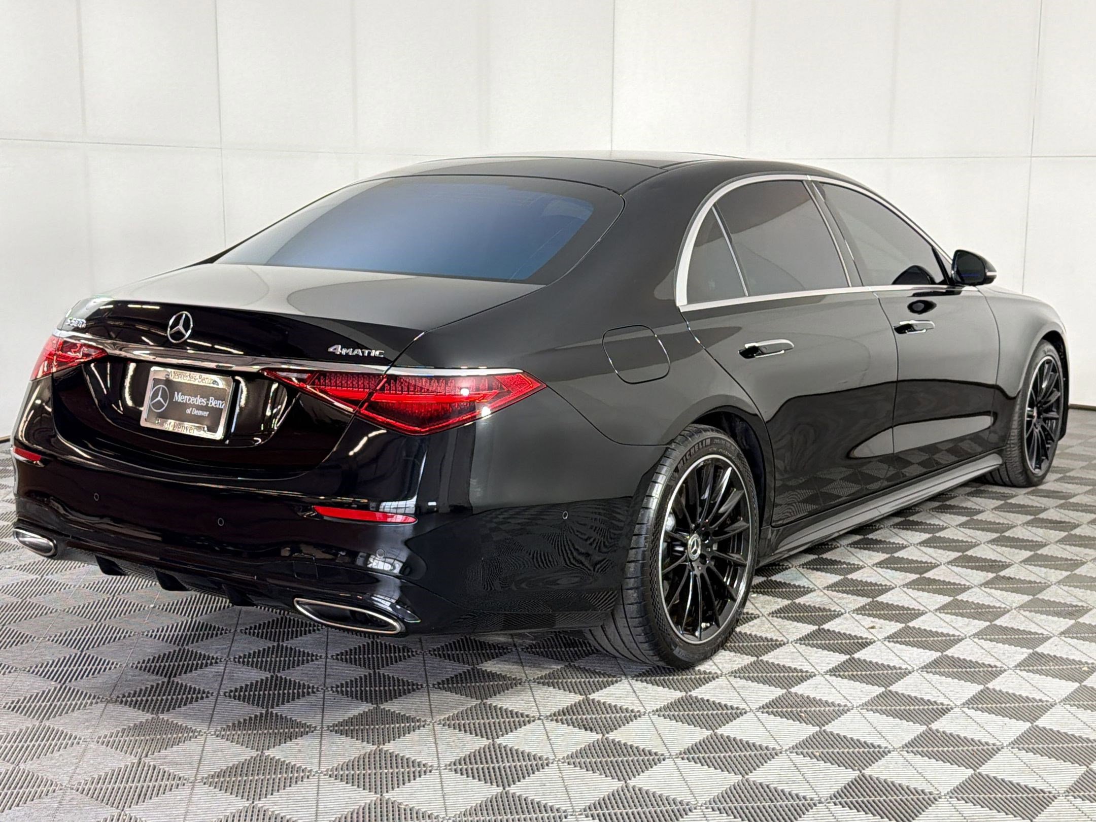 Certified 2022 Mercedes-Benz S 500 4MATIC image 9