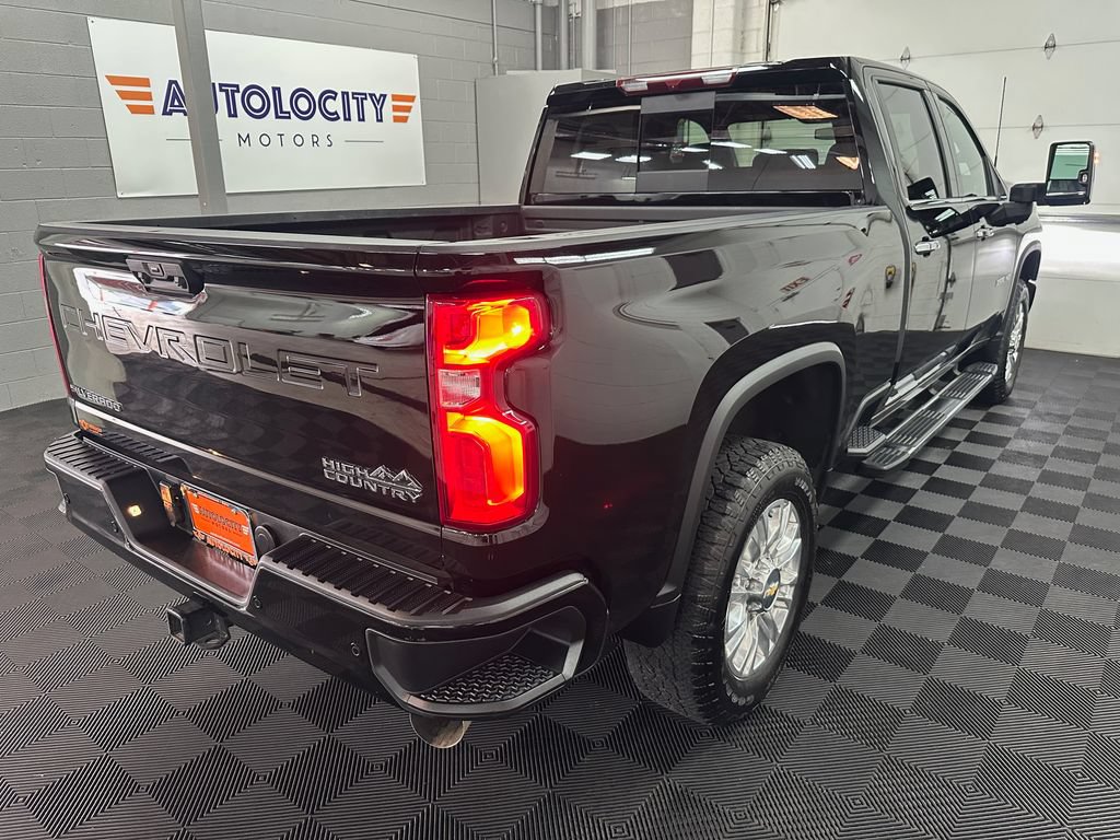 Used 2022 Chevrolet Silverado 3500 High Country AWD/4WD image 9