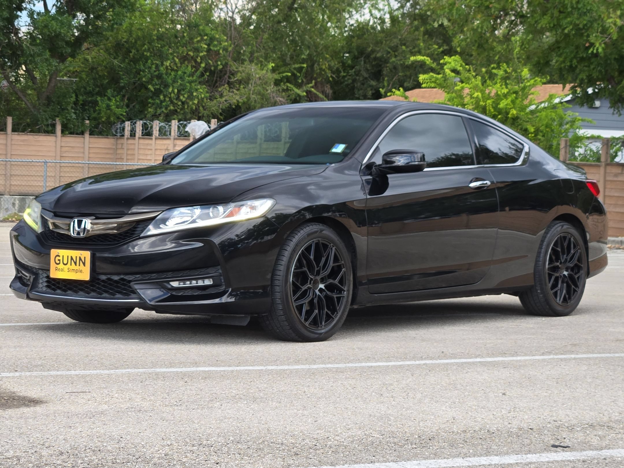 Used 2017 Honda Accord EX image 7