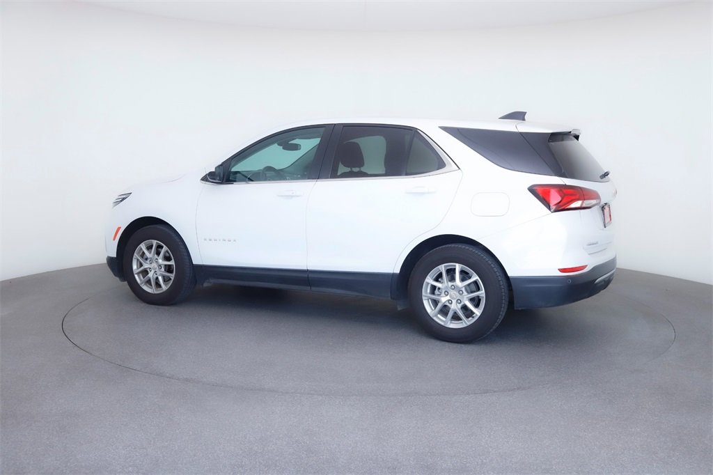 Used 2024 Chevrolet Equinox LT image 3