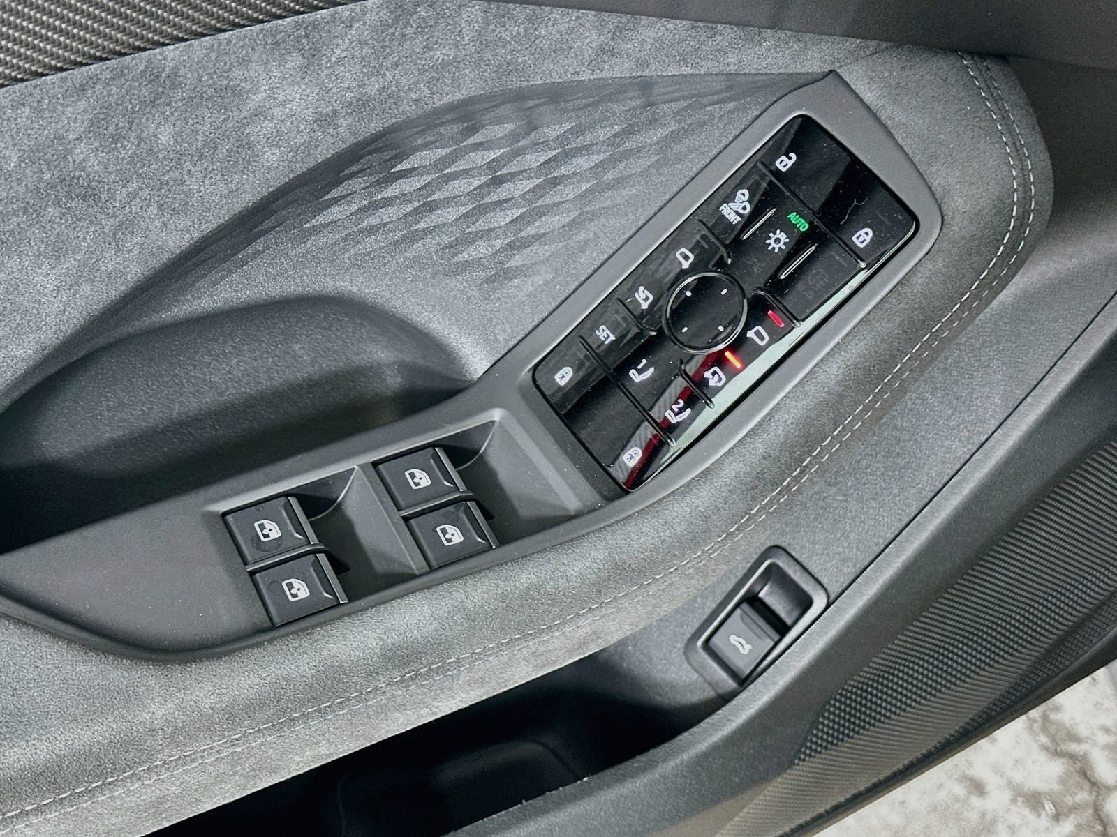 New 2026 Audi S5 Premium Plus AWD/4WD image 17