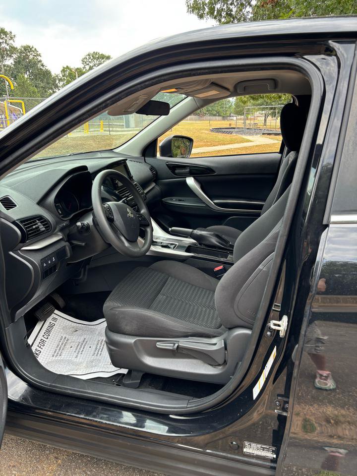 Used 2023 Mitsubishi Eclipse Cross ES AWD/4WD image 9