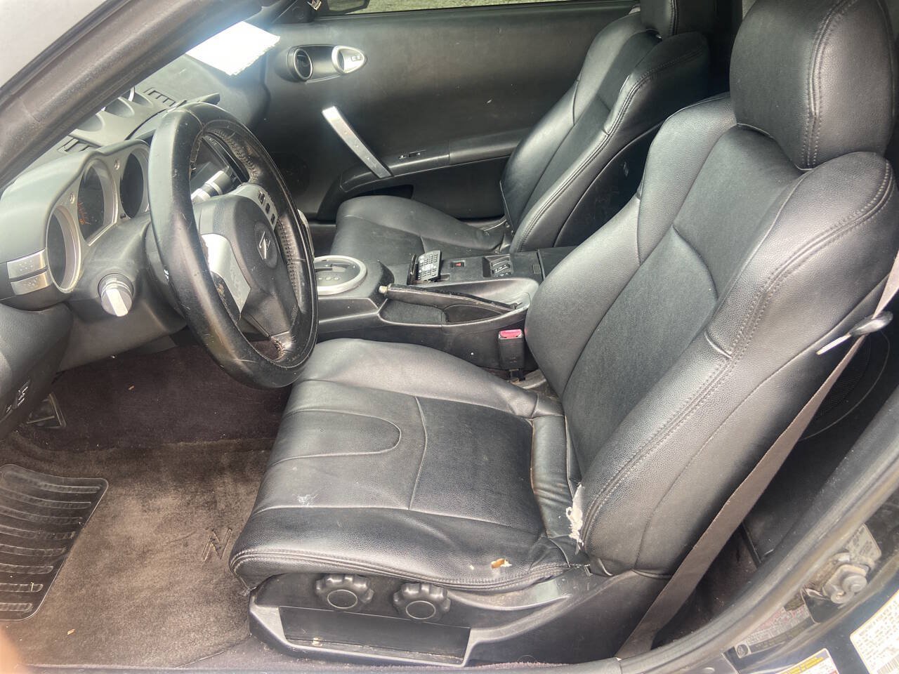 Used 2005 Nissan 350Z Touring RWD image 11