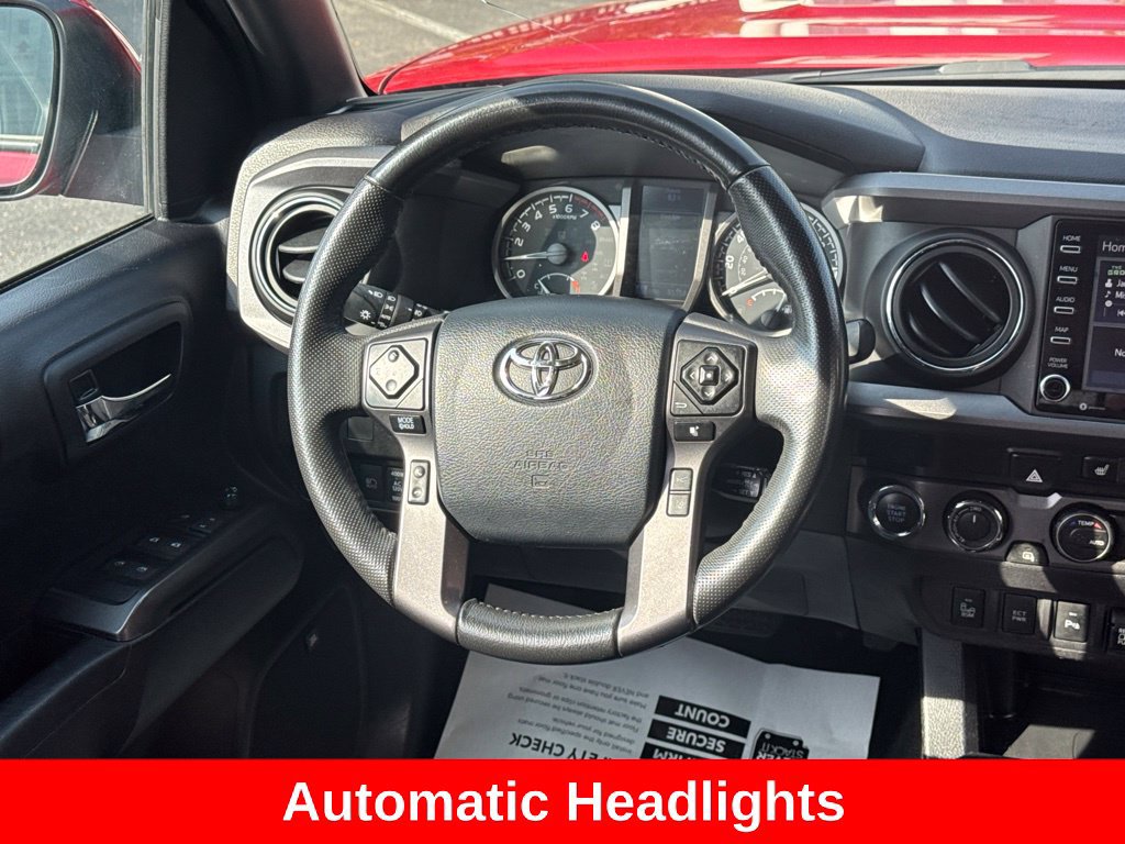 Used 2020 Toyota Tacoma TRD Sport w/ TRD Premium Sport Package AWD/4WD image 19
