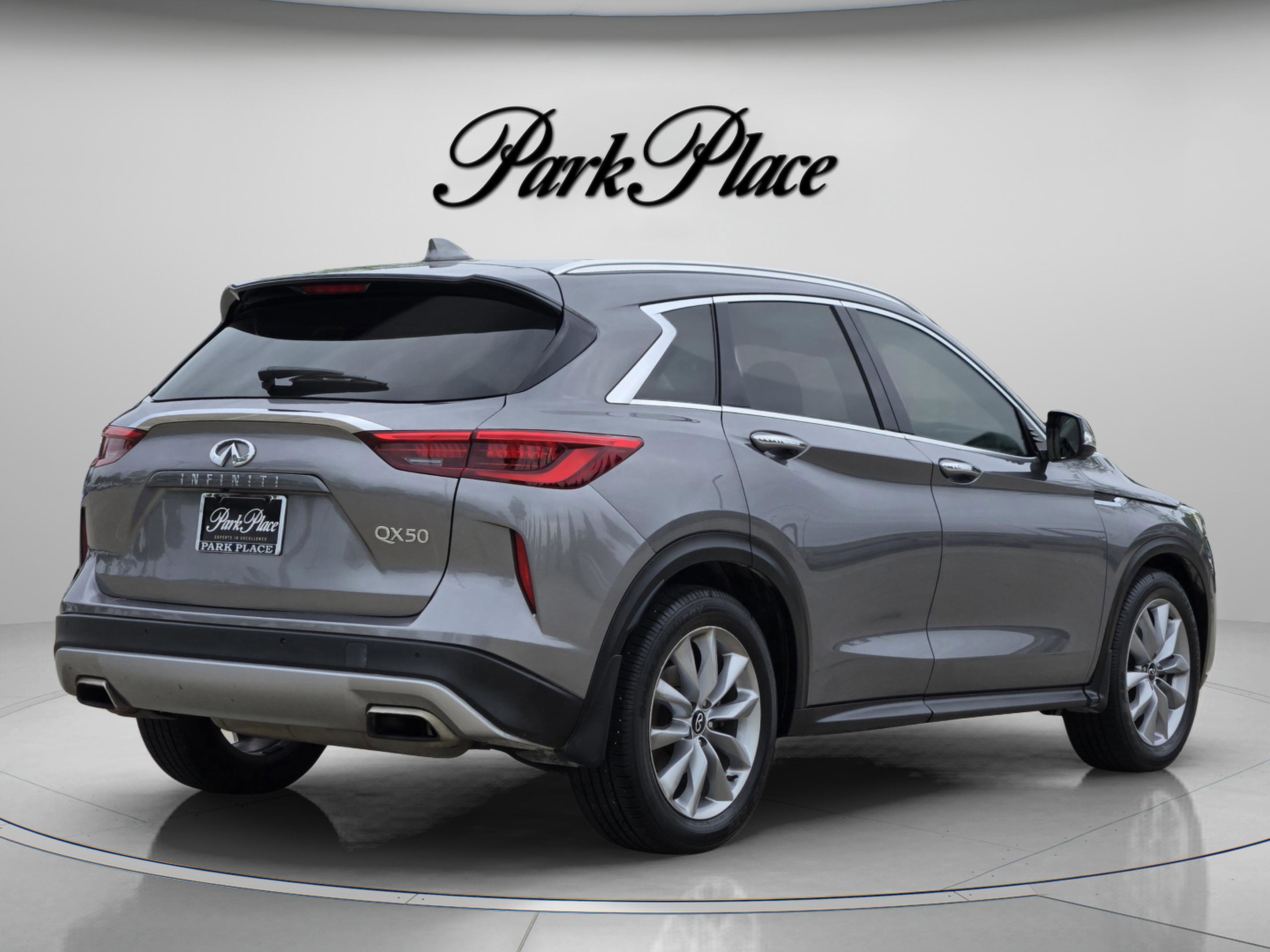 Used 2021 INFINITI QX50 Essential FWD image 5
