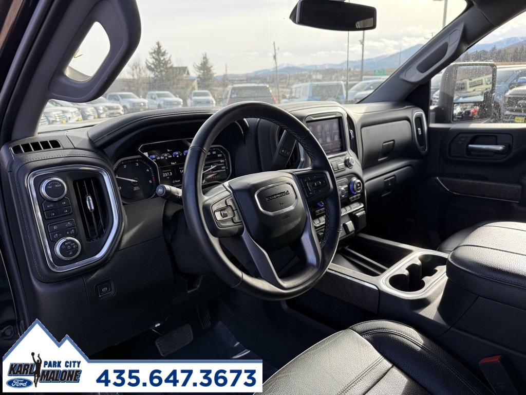 Used 2023 GMC Sierra 3500 Denali image 12