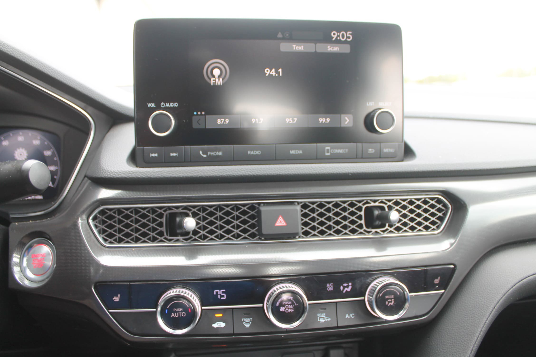 Used 2025 Acura Integra A-Spec FWD image 11