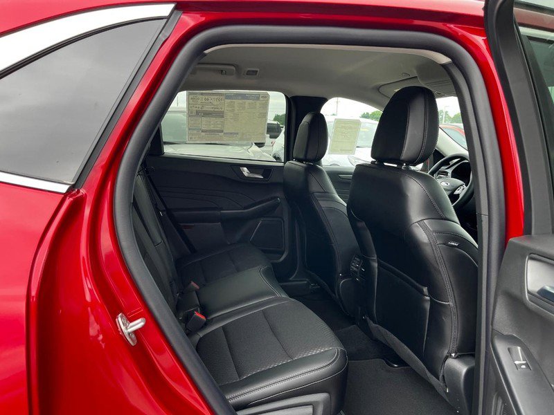 New 2025 Ford Escape SE image 4