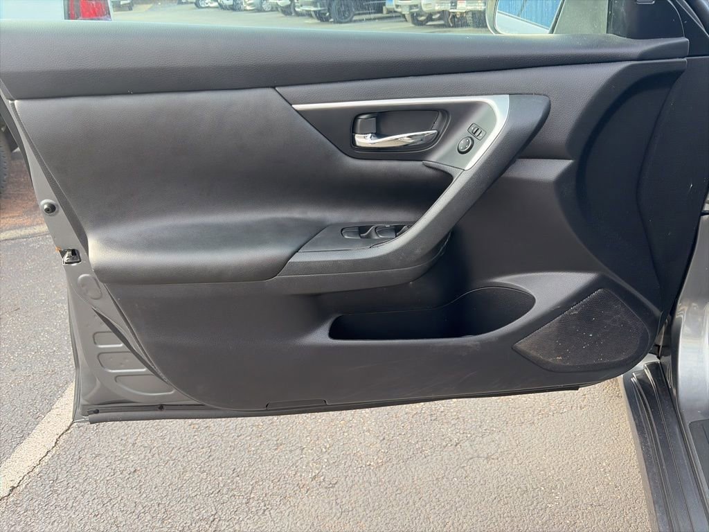 Used 2017 Nissan Altima 2.5 SV image 13