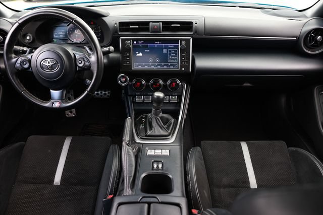 Used 2022 Toyota GR86 Premium RWD image 24