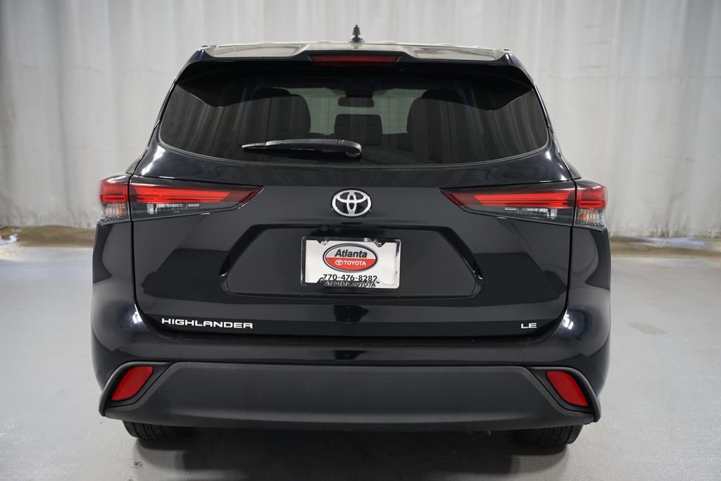 Certified 2024 Toyota Highlander LE image 7