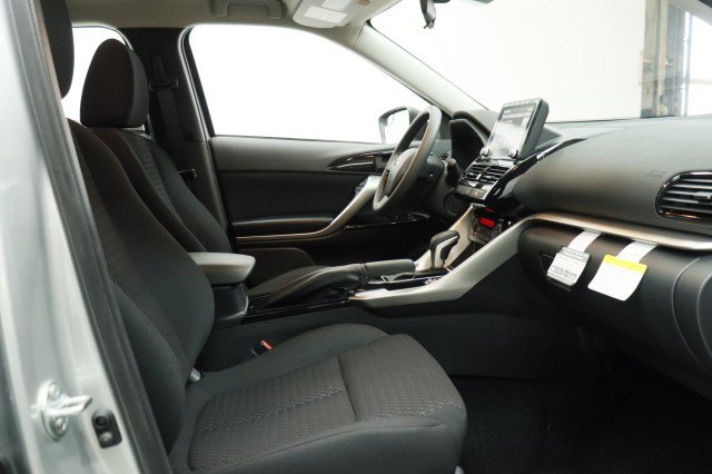 New 2026 Mitsubishi Eclipse Cross LE AWD/4WD image 17