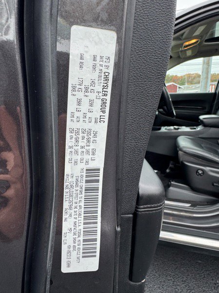 Used 2014 Dodge Durango Limited w/ Nav & Power Liftgate Group image 22