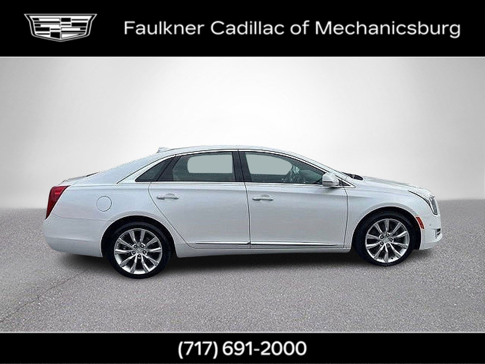 Used 2017 Cadillac XTS Luxury w/ Driver Awareness Package FWD image 4