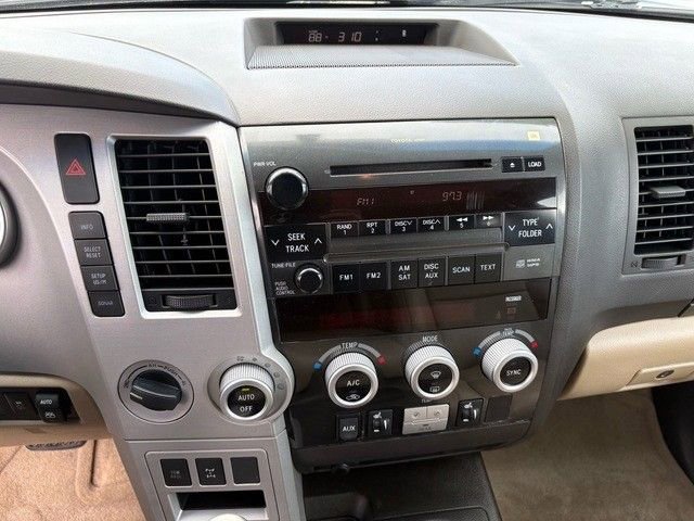 Used 2008 Toyota Sequoia Limited image 32