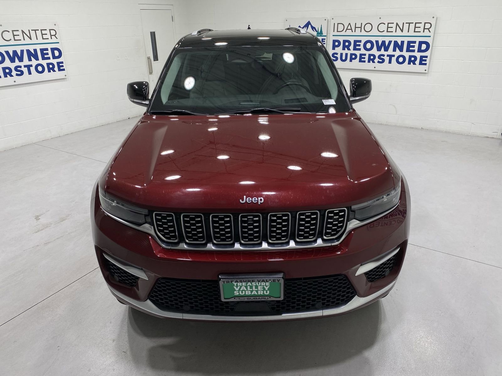 Used 2022 Jeep Grand Cherokee Summit w/ Advanced Protech Group IV AWD/4WD image 3