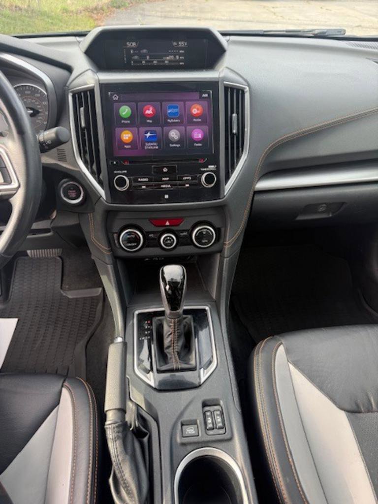 Used 2020 Subaru Crosstrek 2.0i Limited w/ Moonroof Package w/Navigation AWD/4WD image 11