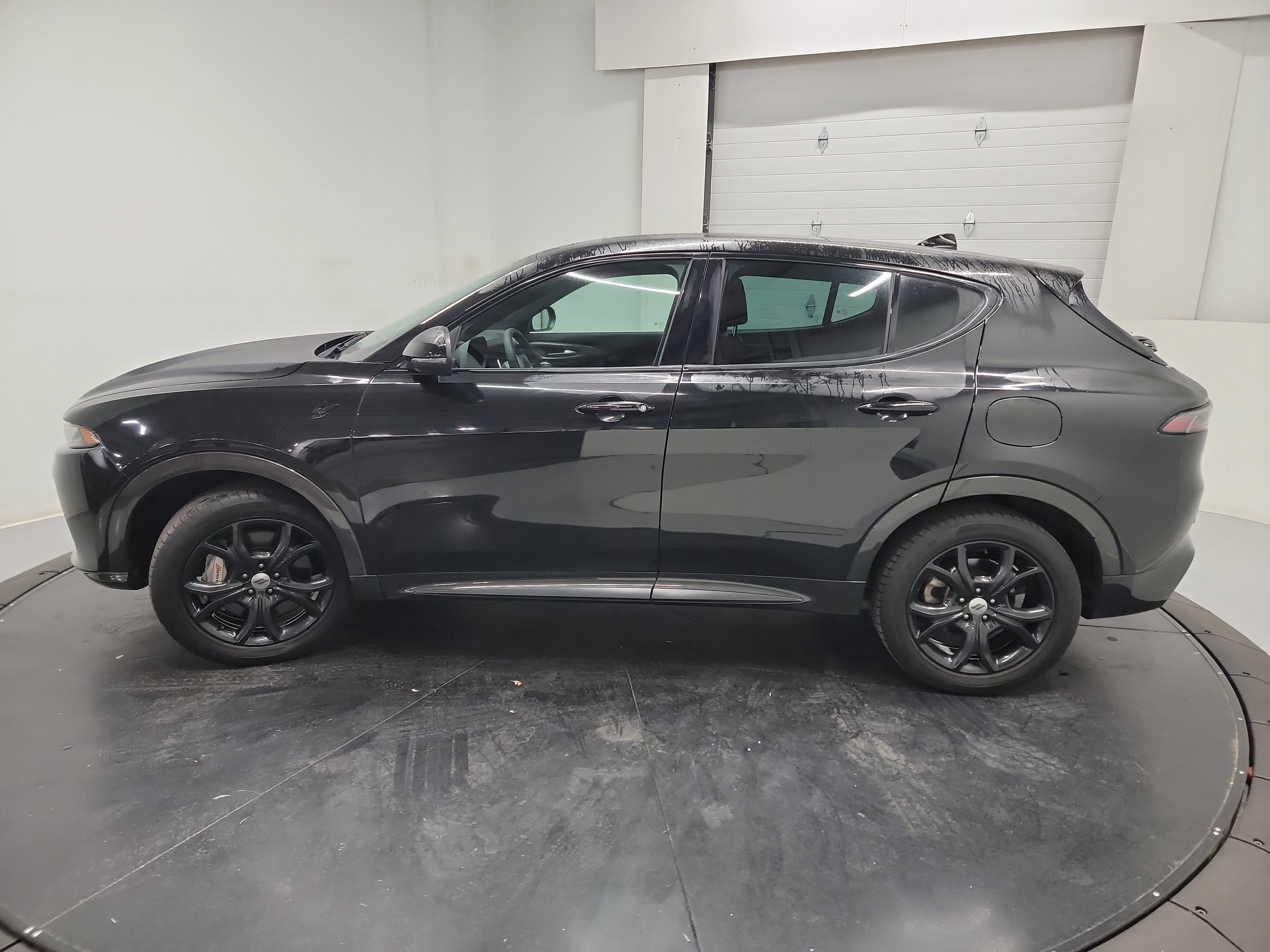 Used 2024 Dodge Hornet R/T Plus w/ R/T Blacktop Package AWD/4WD image 4