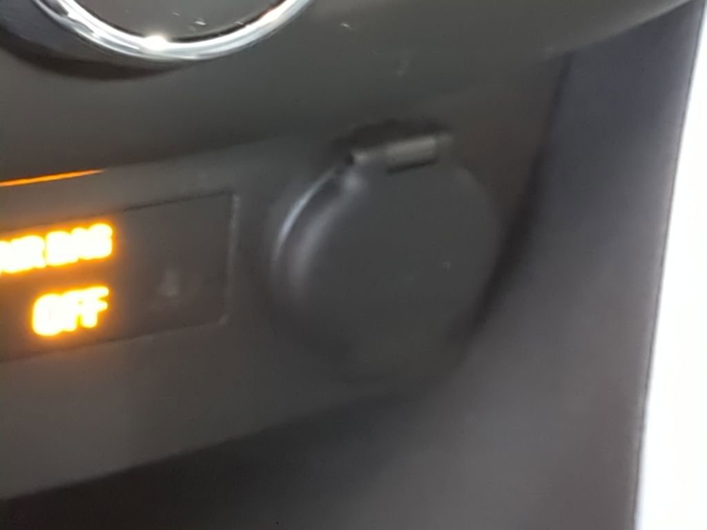 Used 2020 Chevrolet Trax LT w/ LT Convenience Package image 36