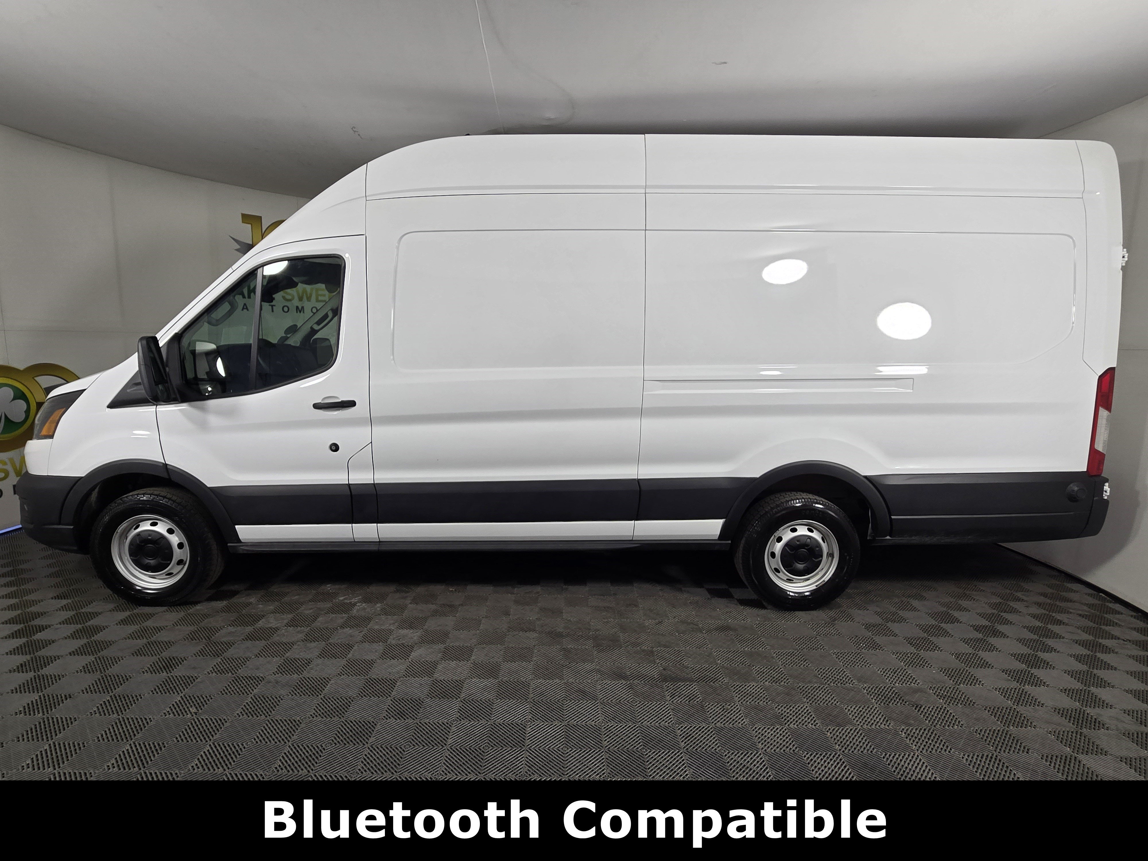 Used 2025 Ford Transit 250 148 High Roof Extended w/ Load Area Protection Package RWD image 4