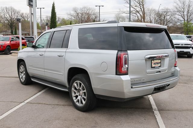 Used 2020 GMC Yukon XL Denali AWD/4WD image 5